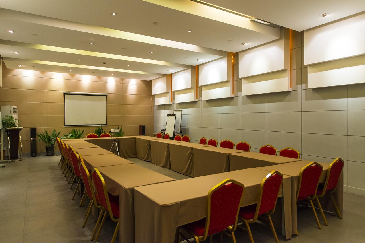 Jinjiang Inn Select Xiangyang Diamond Avenue South Checheng Road Esterno foto